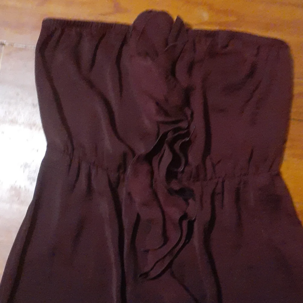 Banana Republic Strapless dress UGC color Burgundy - Picture 2 of 5